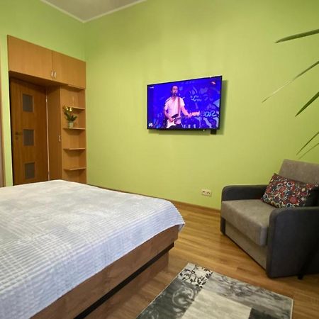 Lublinbnb - Exclusive Family Apartment ------ In The Heart Of Lublin -------------------------------- Bedroom & Living Room & Kitchen Esterno foto