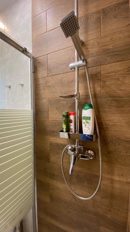 Lublinbnb - Exclusive Family Apartment ------ In The Heart Of Lublin -------------------------------- Bedroom & Living Room & Kitchen Esterno foto