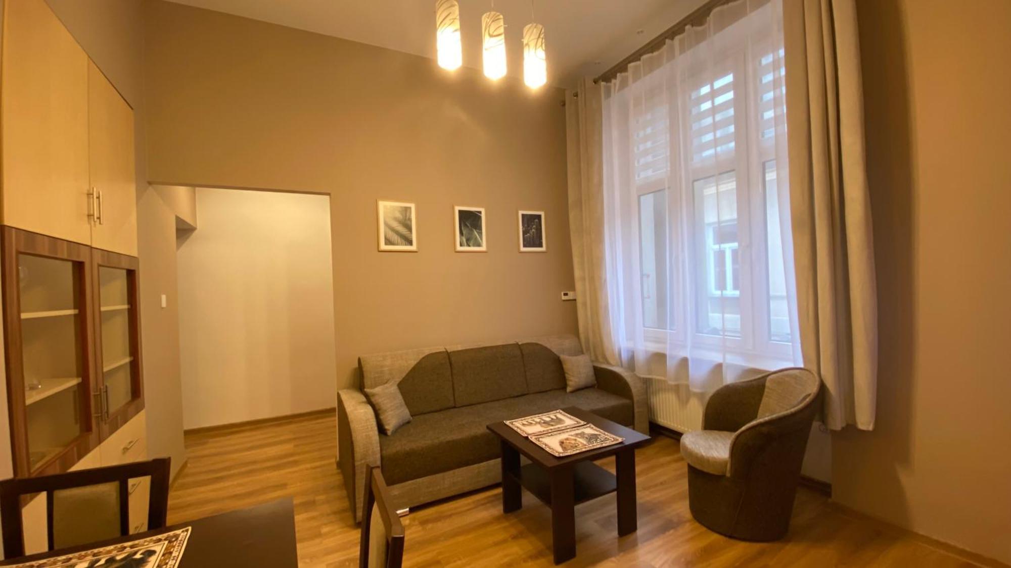 Lublinbnb - Exclusive Family Apartment ------ In The Heart Of Lublin -------------------------------- Bedroom & Living Room & Kitchen Esterno foto